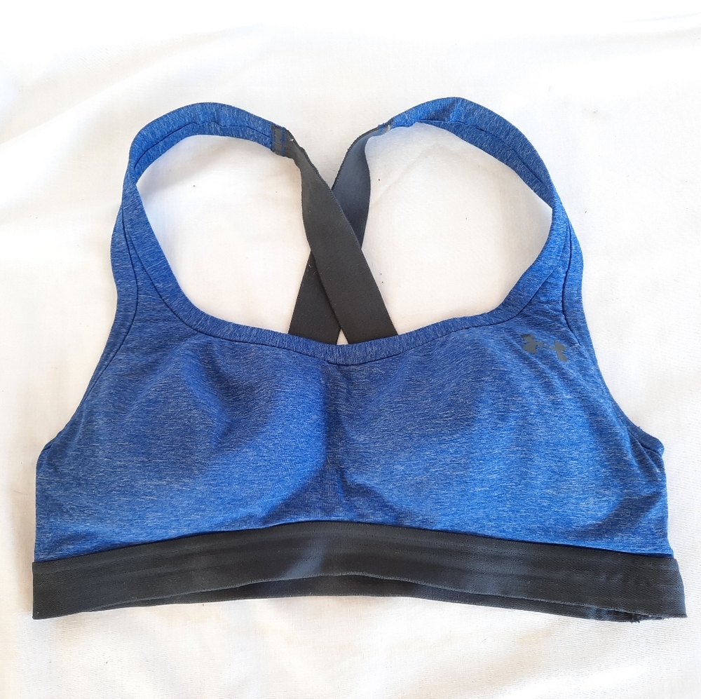 🎁(3/$40)🎁 Under Armour 32C Sports Bra
